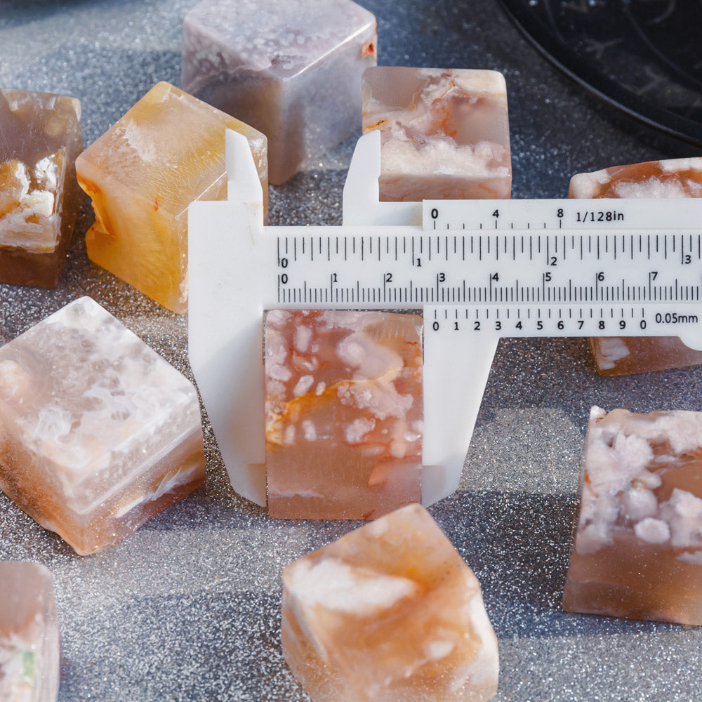 REIKICRYSTAL  Flower Agate Cube