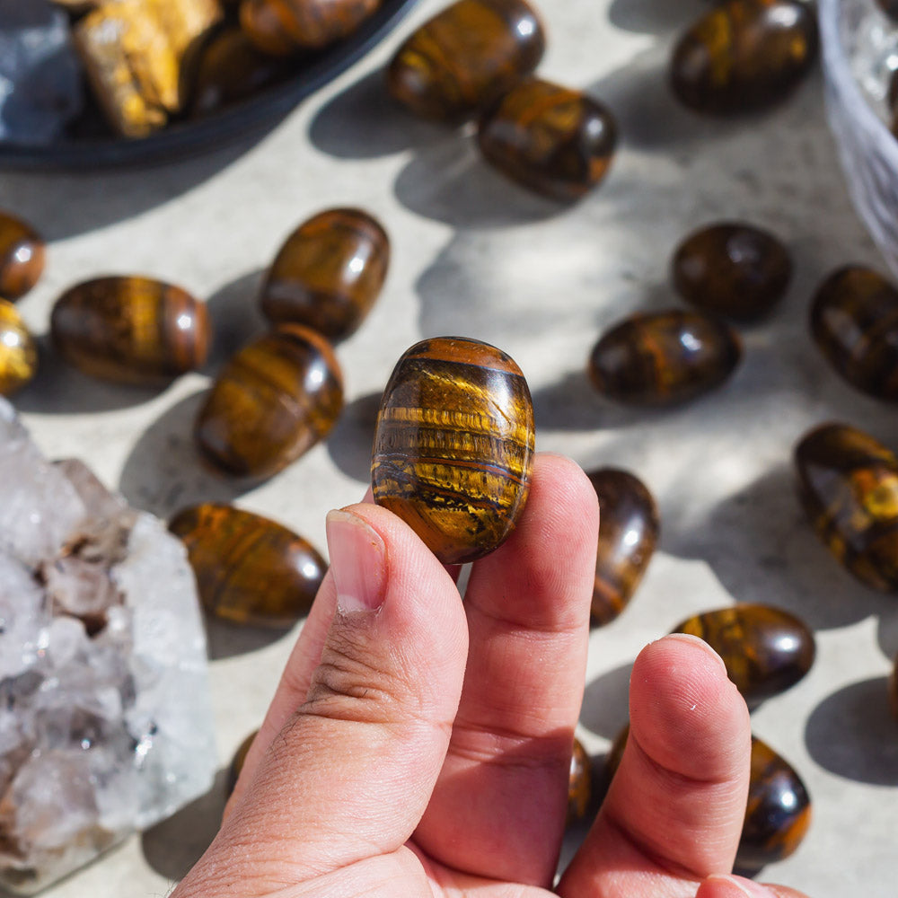 REIKICRYSTAL  Tiger-eye tumbles