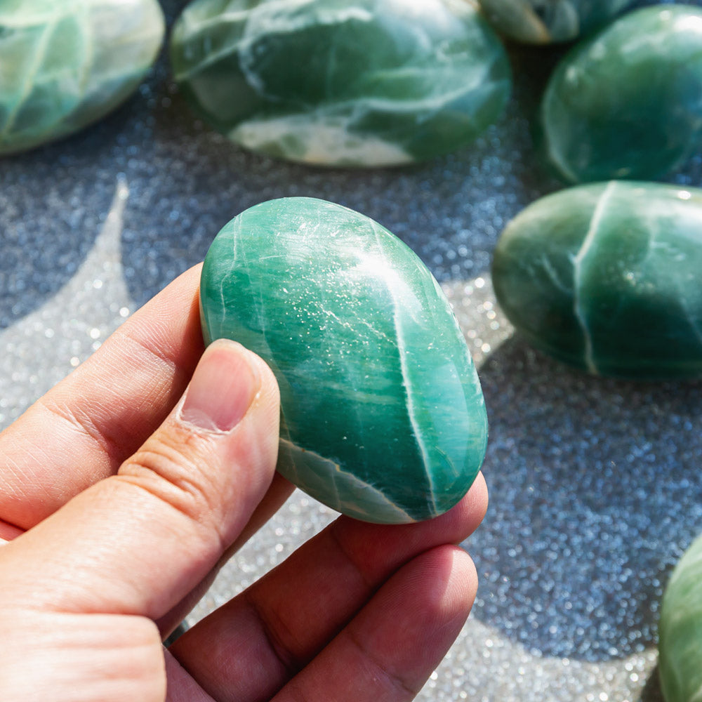 REIKICRYSTAL  Green Moonstone Palm Stone