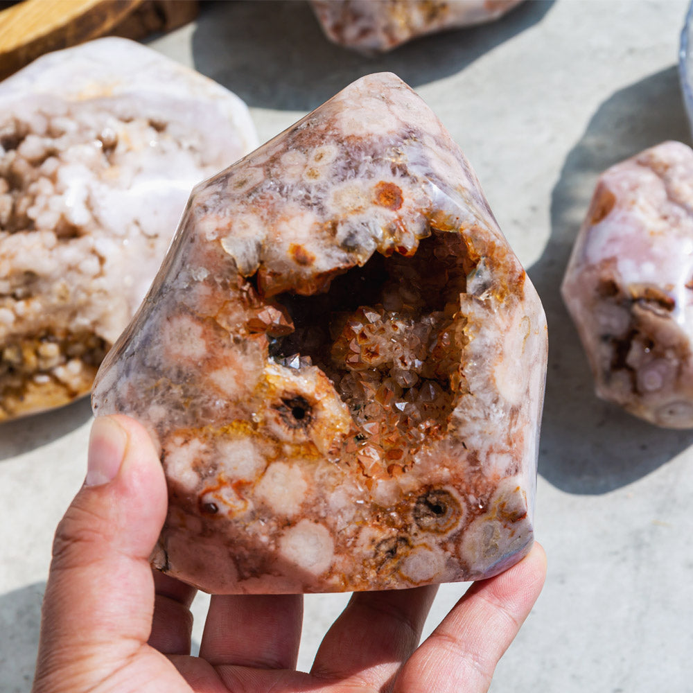 REIKICRYSTAL  Flower Agate Geode Flame