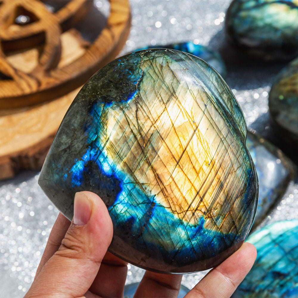 REIKICRYSTAL  Labradorite Heart